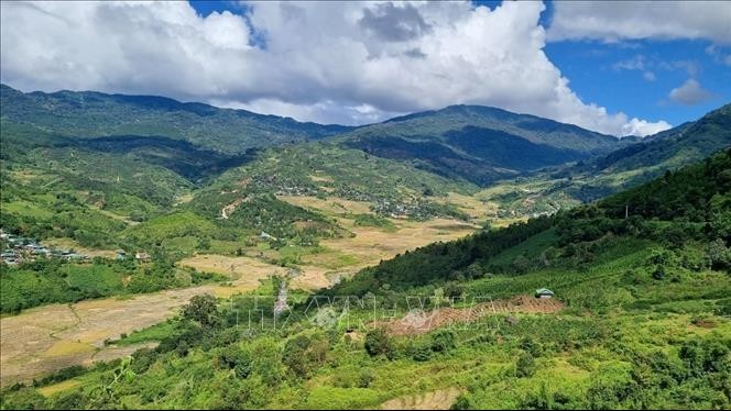 Mang Ri rice valley in autumn - 'sleeping beauty' in Central Highlands