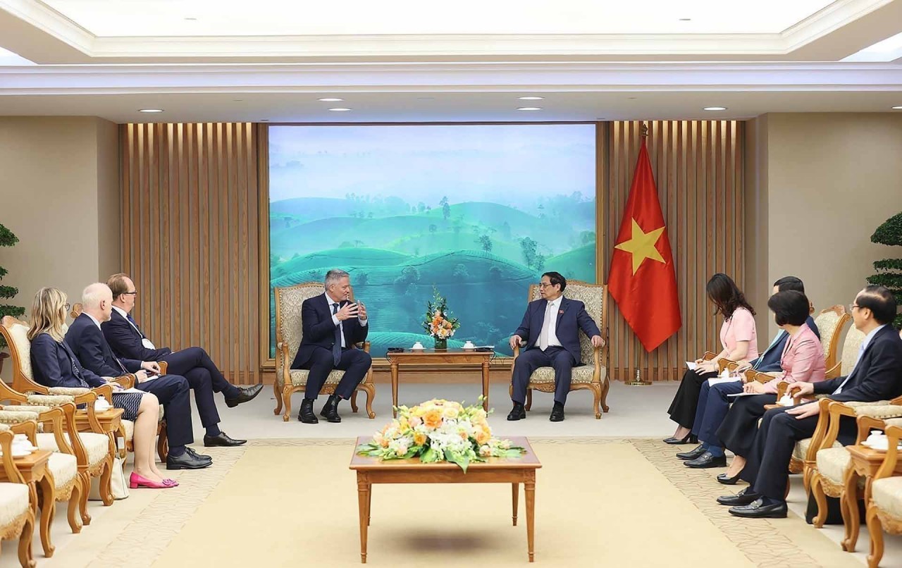 PM Pham Minh Chinh welcomes OECD Secretary-General Mathias Cormann