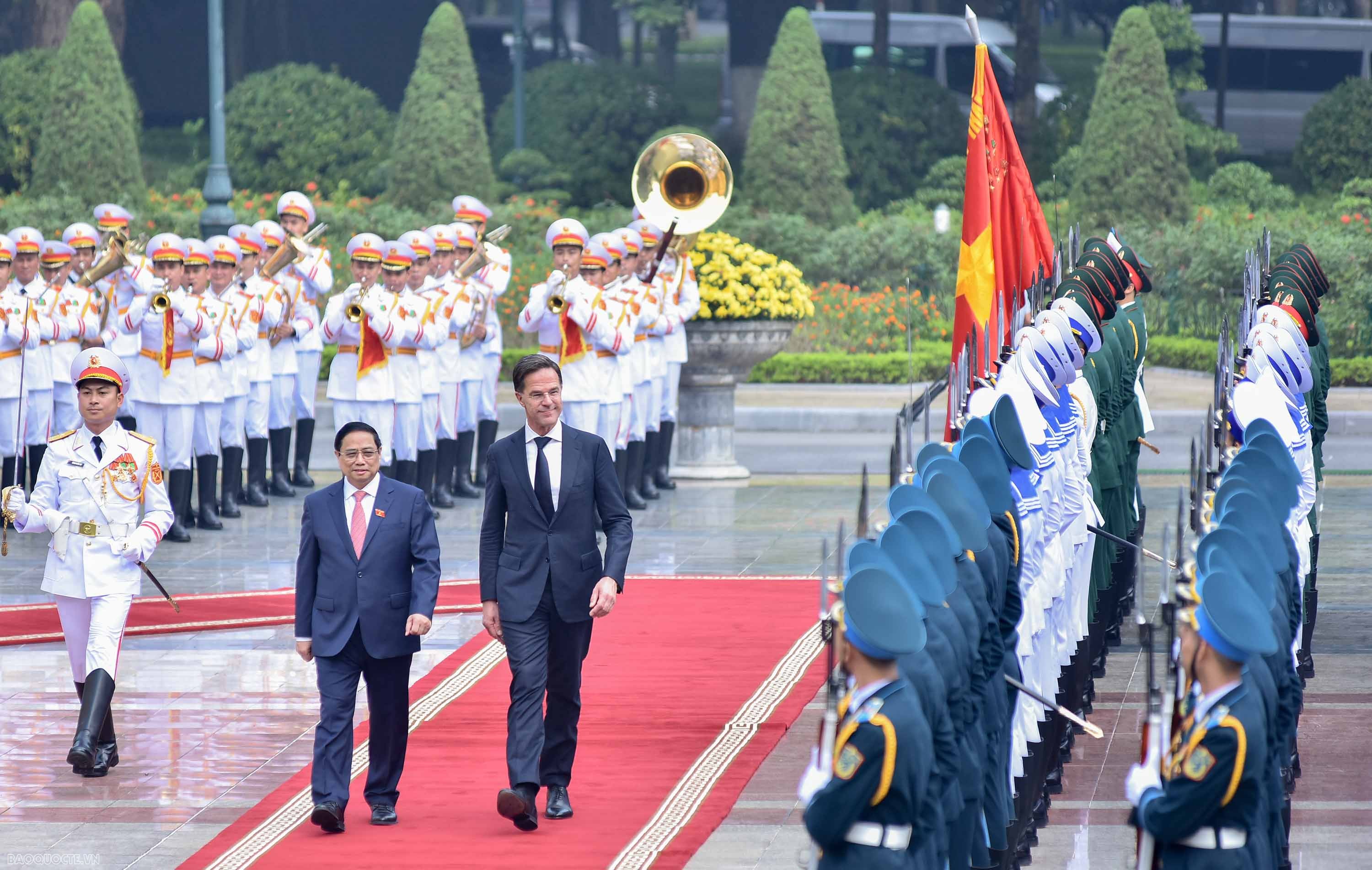 Dutch Prime Minister's visit to Vietnam: A puzzle piece for a complete circle