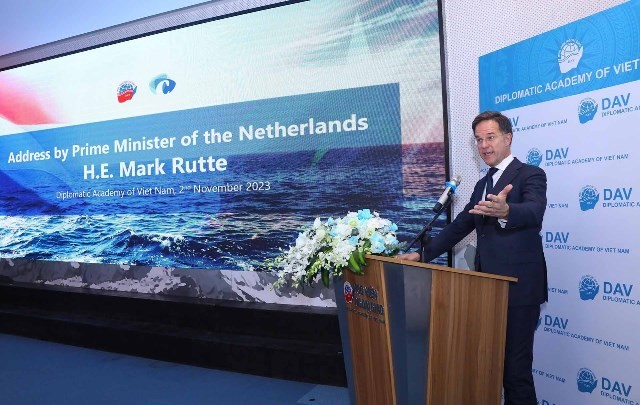 Dutch PM Mark Rutte attends conference on international law, order at sea in Hanoi