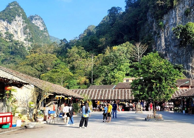 Ha Giang plans to charge fees to visit Dong Van Karst Plateau. (Source: TITC)