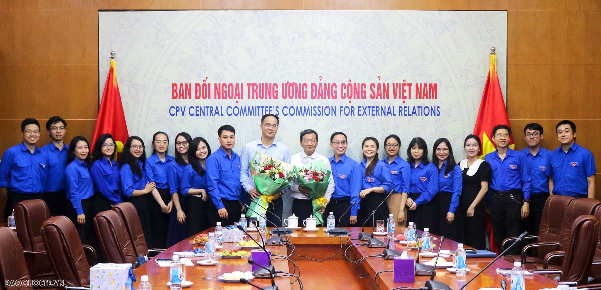 Thanh niên tìm hiểu về công tác bảo vệ chủ quyền, biên giới lãnh thổ trong tình hình mới Thanh niên tìm hiểu về công tác bảo vệ chủ quyền, biên giới lãnh thổ trong tình hình mới