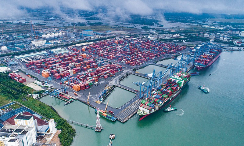 Cụm cảng Tân Cảng – Cái Mép là cảng nước sâu đầu tiên của Việt Nam tại khu vực Cái Mép – Thị Vải.