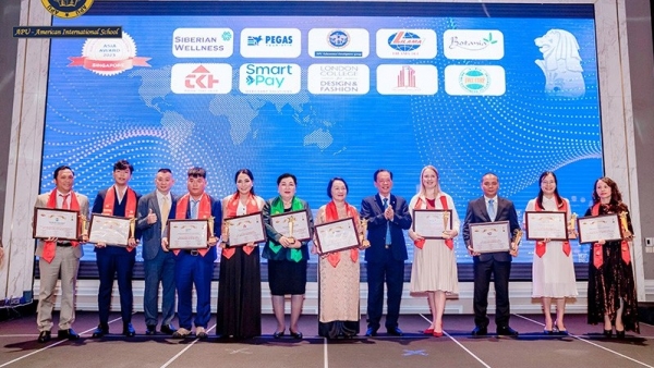 APU Education Development Group honoured at the Asia 2023 International Economic Forum​​​​​​​