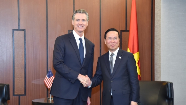 APEC 2023: President Vo Van Thuong receives Govenor of the State of California