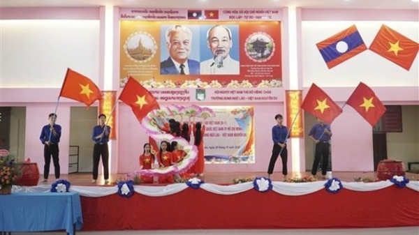 Bilingual school in Laos celebrates Vietnamese Teacher’s Day