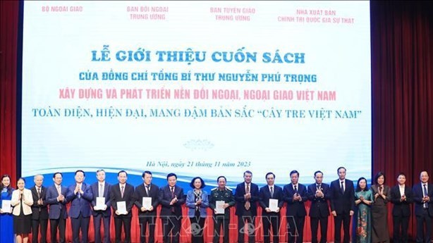 Party General Secretary Nguyen Phu Trong’s book on Vietnam’s diplomacy made debut in Hanoi