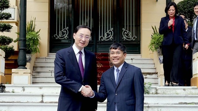 Vietnamese, Chinese Foreign Ministries hold talk on territorial, border issues