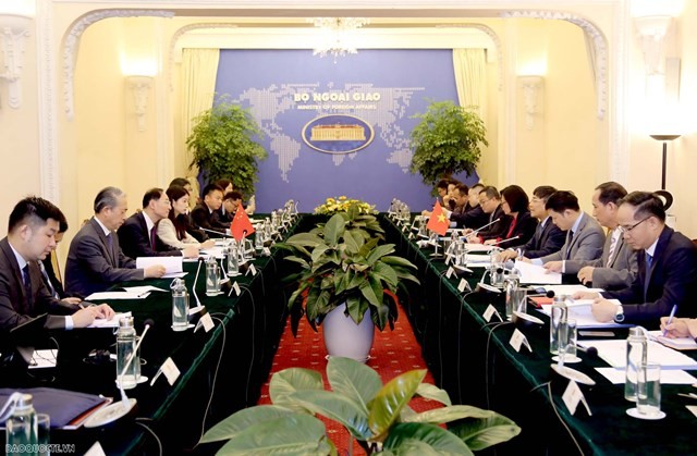 Vietnamese, Chinese Foreign Ministries hold talk on territorial, border issues