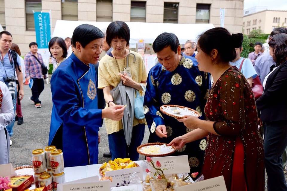 Former Deputy FM, Ambassador Nguyen Quoc Cuong awarded Japan’s Order of the Rising Sun Former Deputy FM, Ambassador Nguyen Quoc Cuong awarded Japan’s Order of the Rising Sun