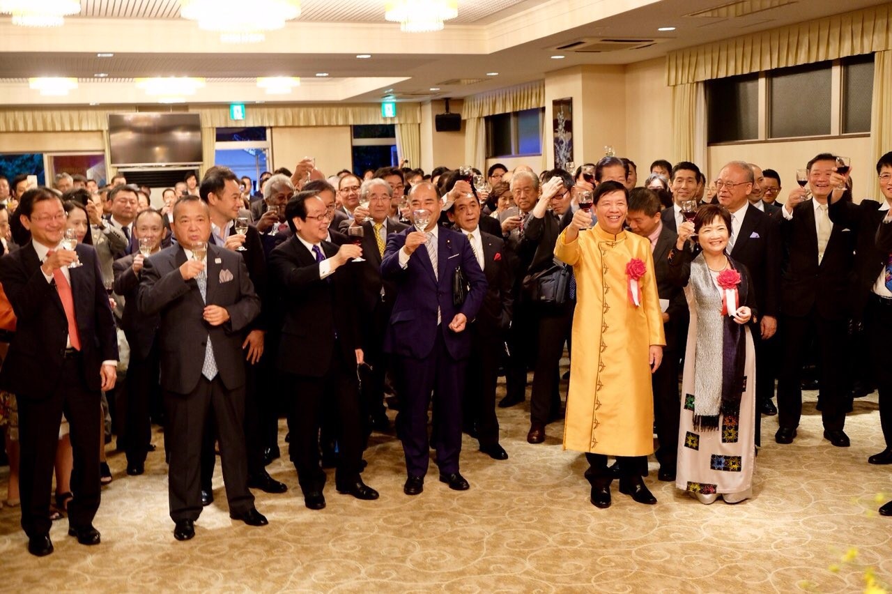 Former Deputy FM, Ambassador Nguyen Quoc Cuong awarded Japan’s Order of the Rising Sun Former Deputy FM, Ambassador Nguyen Quoc Cuong awarded Japan’s Order of the Rising Sun