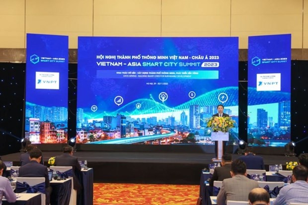 Summit seeks advice for Hanoi’s digital transformation, smart city building | Sci-Tech | Vietnam+ (VietnamPlus) Summit seeks advice for Hanoi’s digital transformation, smart city building | Sci-Tech | Vietnam+ (VietnamPlus)