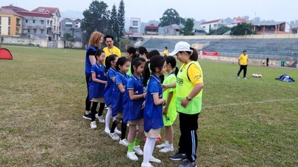 Cao Bang develops Grassroots Football under the support of Norway: Round ball realizes  Vietnamese children's far-reaching dreams
