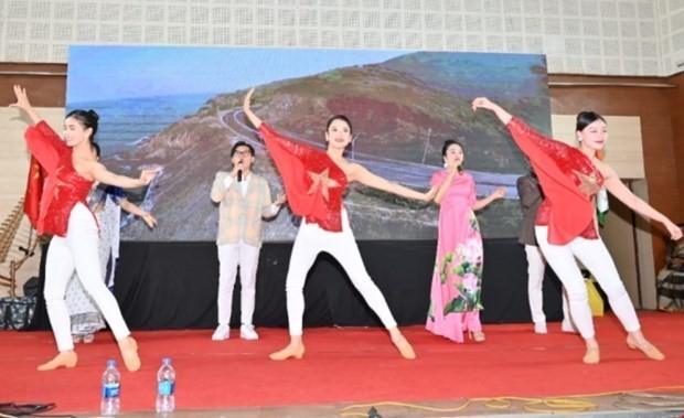 Festival held to forge Vietnam-India friendship | Society | Vietnam+ (VietnamPlus)