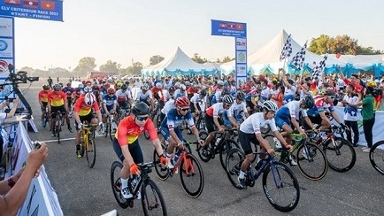First Cambodia-Laos-Vietnam friendship bicycle race opens in Vientiane ​