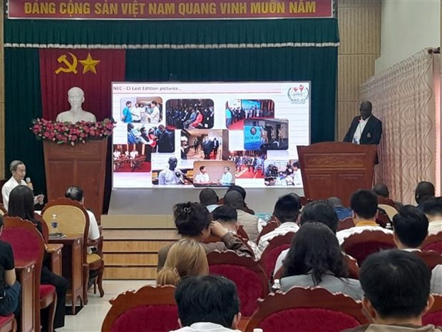 Cashew exporters from Ivory Coast explore cooperative opportunities with Binh Phuoc