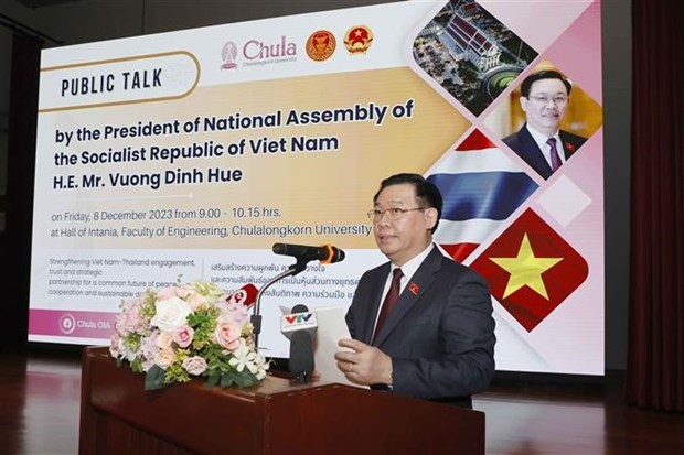 NA Chairman Vuong Dinh Hue delivers keynote speech at Thailand’s Chulalongkorn University