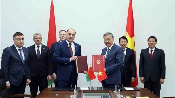 Vietnam, Belarus Ministers strengthen cooperation in security, crime control