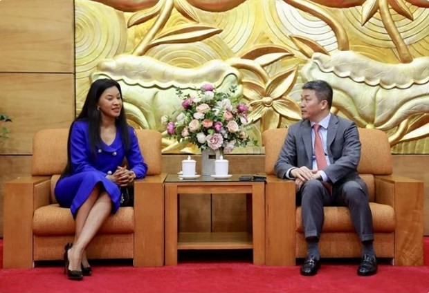 VUFO leader welcomes spouse of South African Deputy President