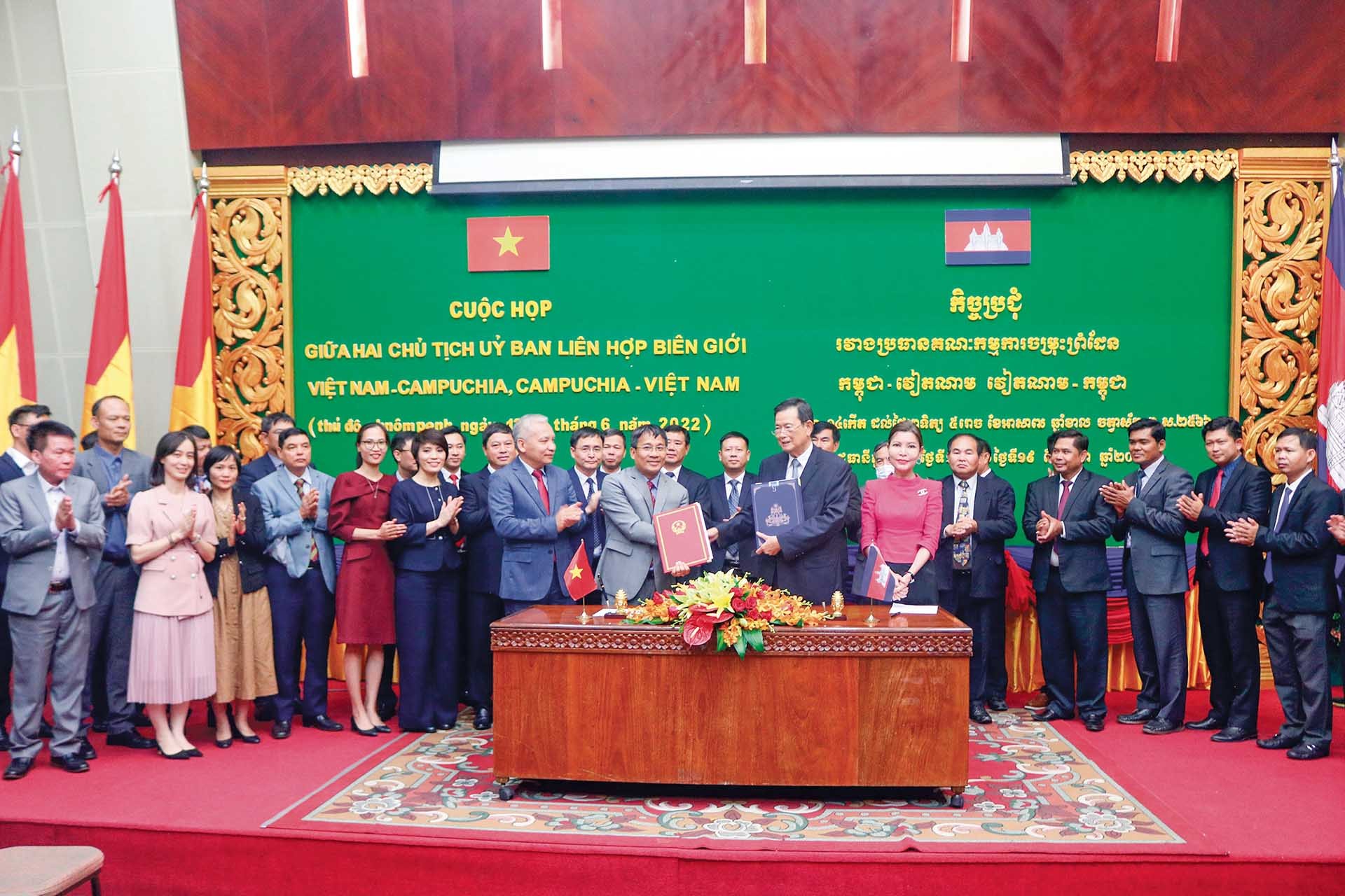 Border and territorial affairs: 80 years of perseverance, quiet devotion and proud contributions of Vietnamese diplomacy