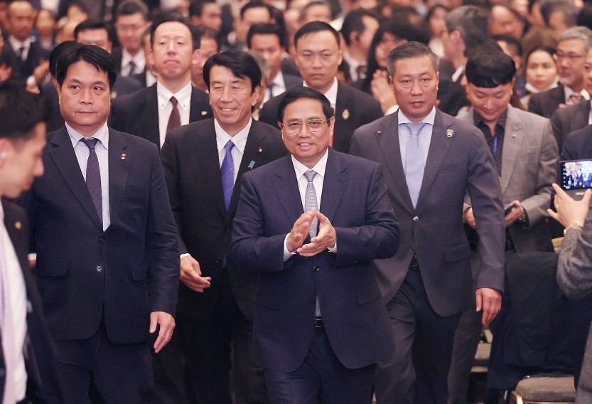 Prime Minister attends Vietnam-Japan economic forum in Tokyo