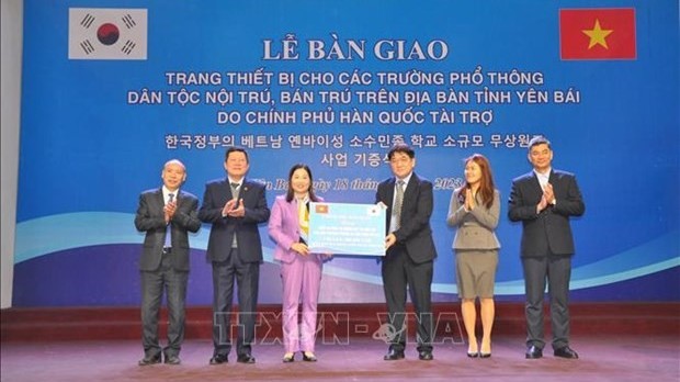 KOIKA hands over equipment to ethnic minority schools in Yen Bai