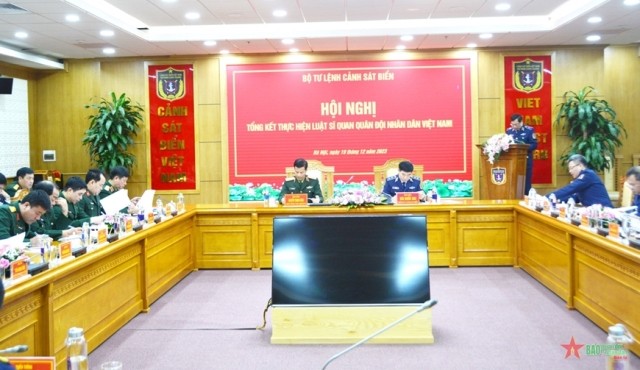 Coast Guard Command reviews implementation of Law on Vietnam People's Army Officers