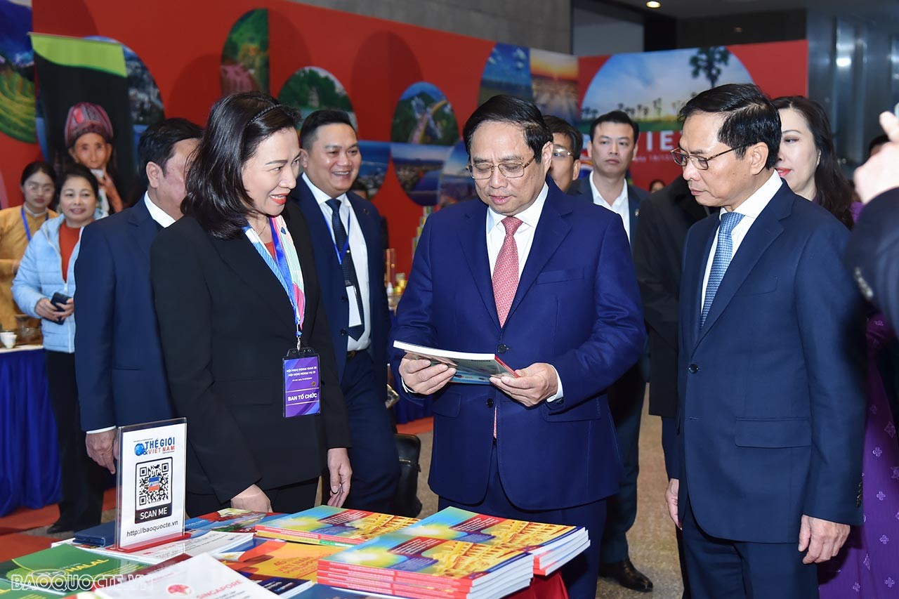 PM Pham Minh Chinh sets out major tasks in economic diplomacy at 32nd Diplomatic Conference PM Pham Minh Chinh sets out major tasks in economic diplomacy at 32nd Diplomatic Conference