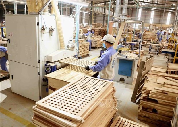 Vietnam’s wood, wooden furniture exports to hit only 13.5 billion USD in 2023