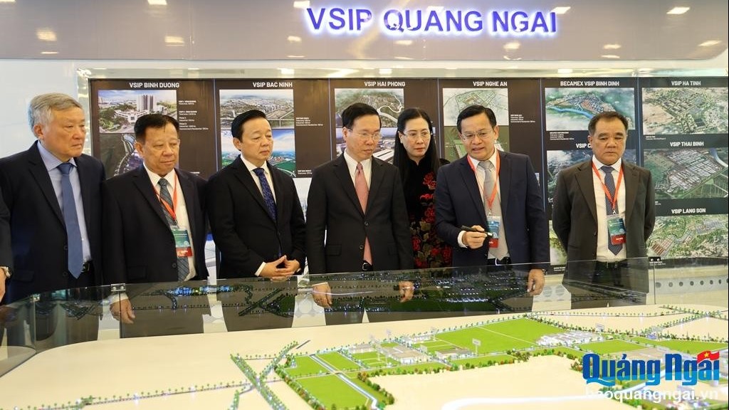 President Vo Van Thuong attends ceremony marking Quang Ngai VSIP's 10th anniversary