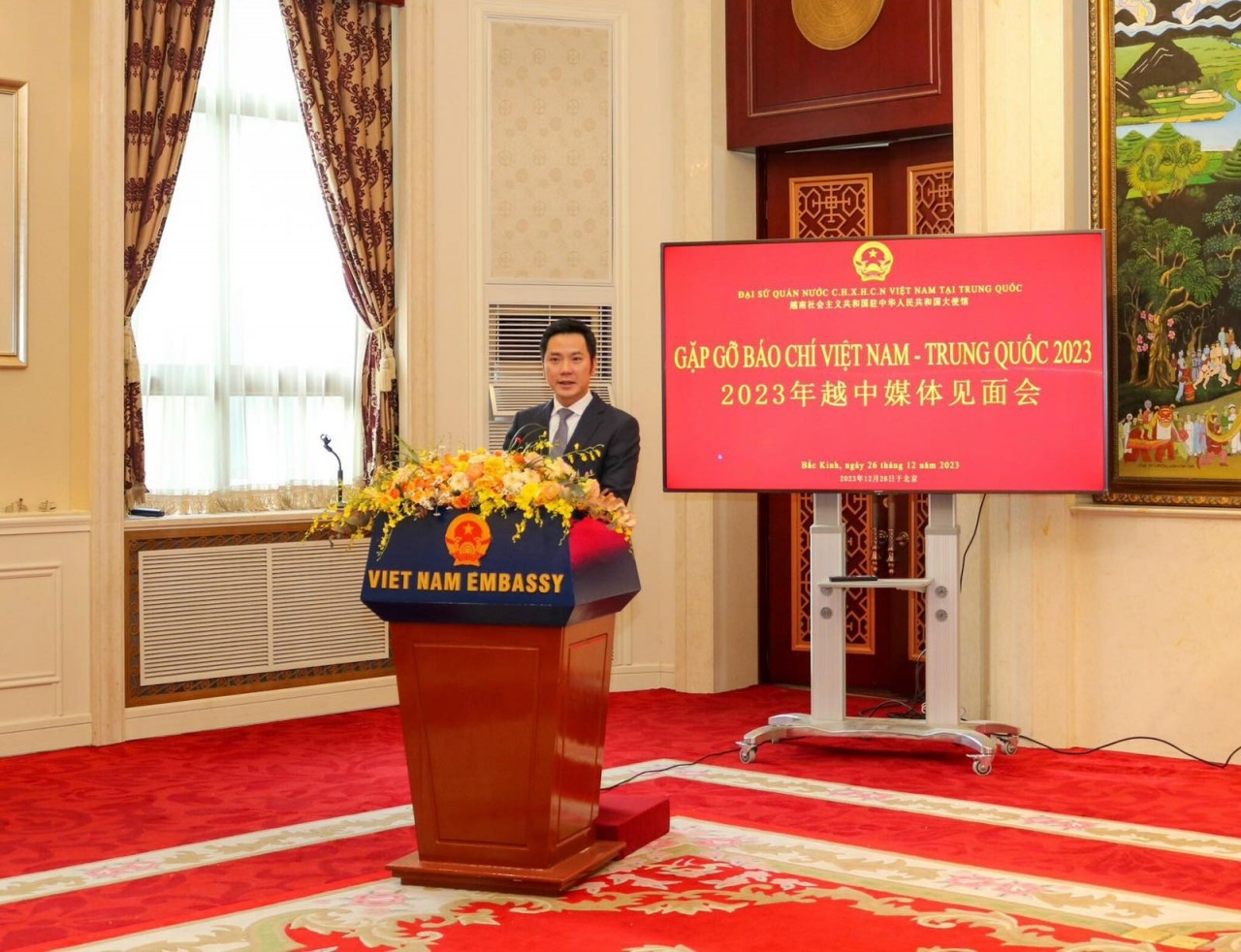 Vietnam Embassy in China meets press agencies ahead of New Year
