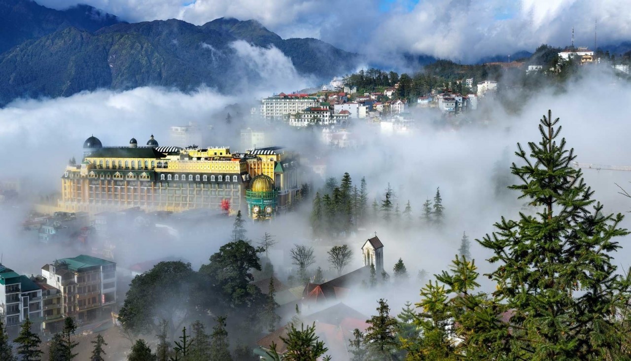 Ranked by an American magazine, SaPa is in the top 50 most beautiful small towns in the world. (Source: Traveloka)