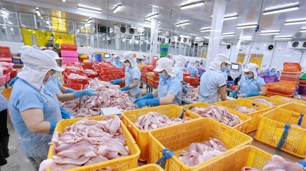 Vietnam aims to increase export turnover by 6% by 2024: MOIT