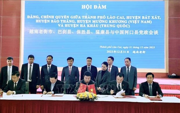 Lao Cai, China’s Yunnan province step up cooperation Lao Cai, China’s Yunnan province step up cooperation
