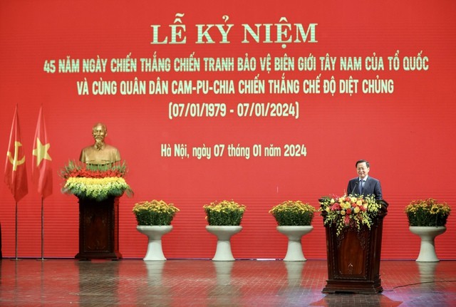 Vietnamese Deputy Prime Minister Le Minh Khai addresses the event. Photo: VGP