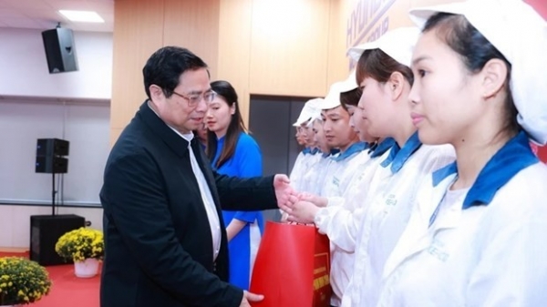 PM Pham Minh Chinh directs measures to improve citizens' lives during Tet holiday