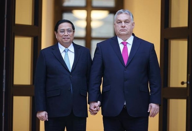 Vietnamese, Hungarian Prime Ministers hold talks in Budapest