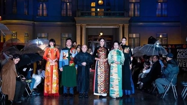 Vietnamese 'ao dai' fashion week opens in Japan's Fukuoka prefecture