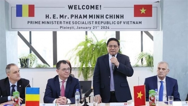 PM Pham Minh Chinh visits Prahova, emphasizing huge potential for cooperation with Romanian localities