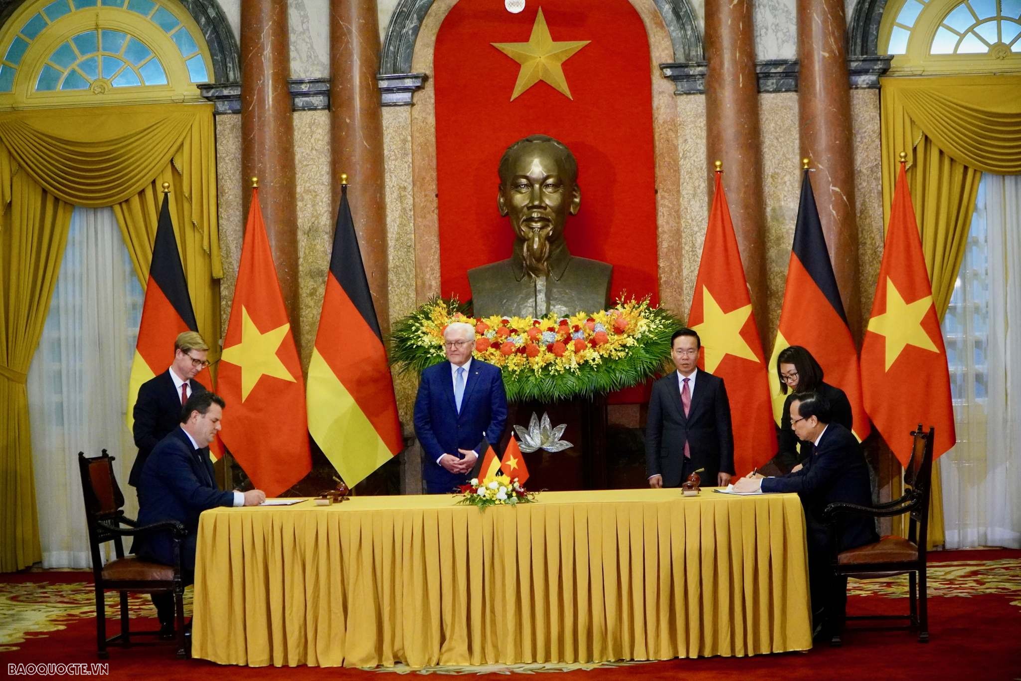 President Vo Van Thuong, German President Frank-Walter Steinmeier hold talks in Hanoi
