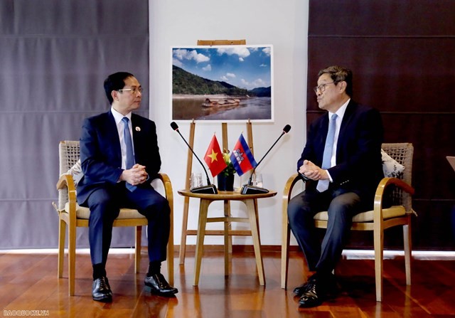 Vietnam, Cambodia pledge to support Laos&rsquo; ASEAN Chairmanship 2024: Foreign Ministers