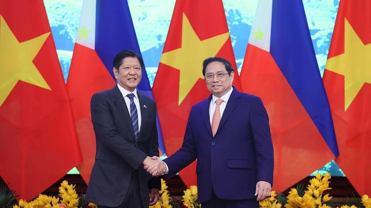 PM Pham Minh Chinh welcomes Philippine President Ferdinand Romualdez Marcos Jr.