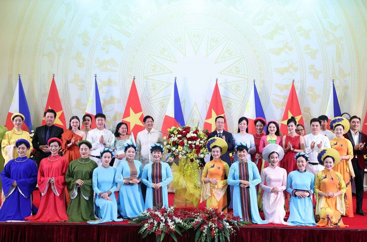 President Vo Van Thuong hosts banquet in honour of Philippine President