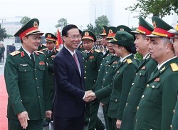President Vo Van Thuong asks Viettel to continue leading status in telecoms industry