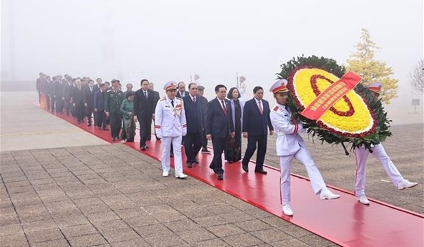 Party, State leaders commemorate President Ho Chi Minh on CPV’s founding anniversary