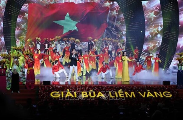 Practices in Party building helps create high-quality journalistic works: Prime Minister