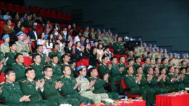 Virtual gathering connects Vietnamese 'blue beret' soldiers together before Tet