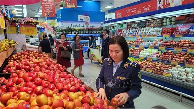 Retailers fully prepared for soaring Tet shopping demand | Business | Vietnam+ (VietnamPlus)