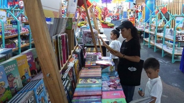Ho Chi Minh City opens Tet book street festival 2024