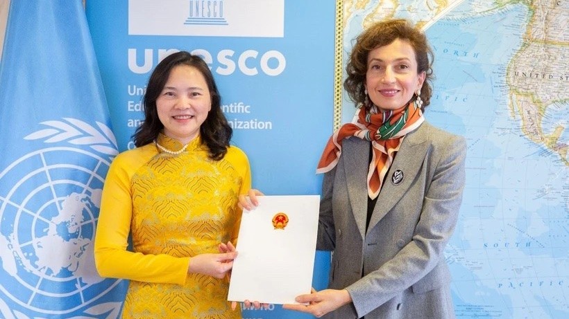 Vietnamese Ambassador presents credentials to UNESCO Director-General